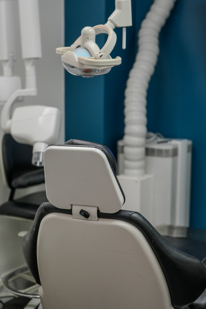Treatment chair and clinical equipment at Bayfront Dental in Downtown Miami